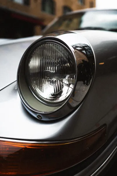 Round Eye
